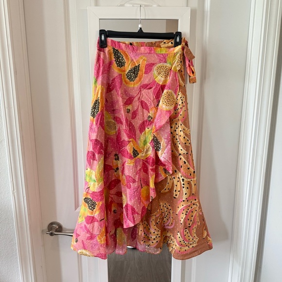 Farm Rio Twice the Prints Midi Skirt Size XS
Color Pink Yellow - Picture 4 of 7